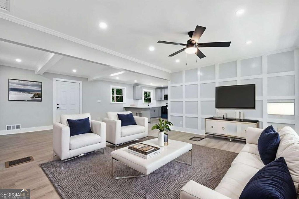 Photo of 1905 Fort Valley Drive SW, Atlanta, GA 30311 (MLS # 10707246)