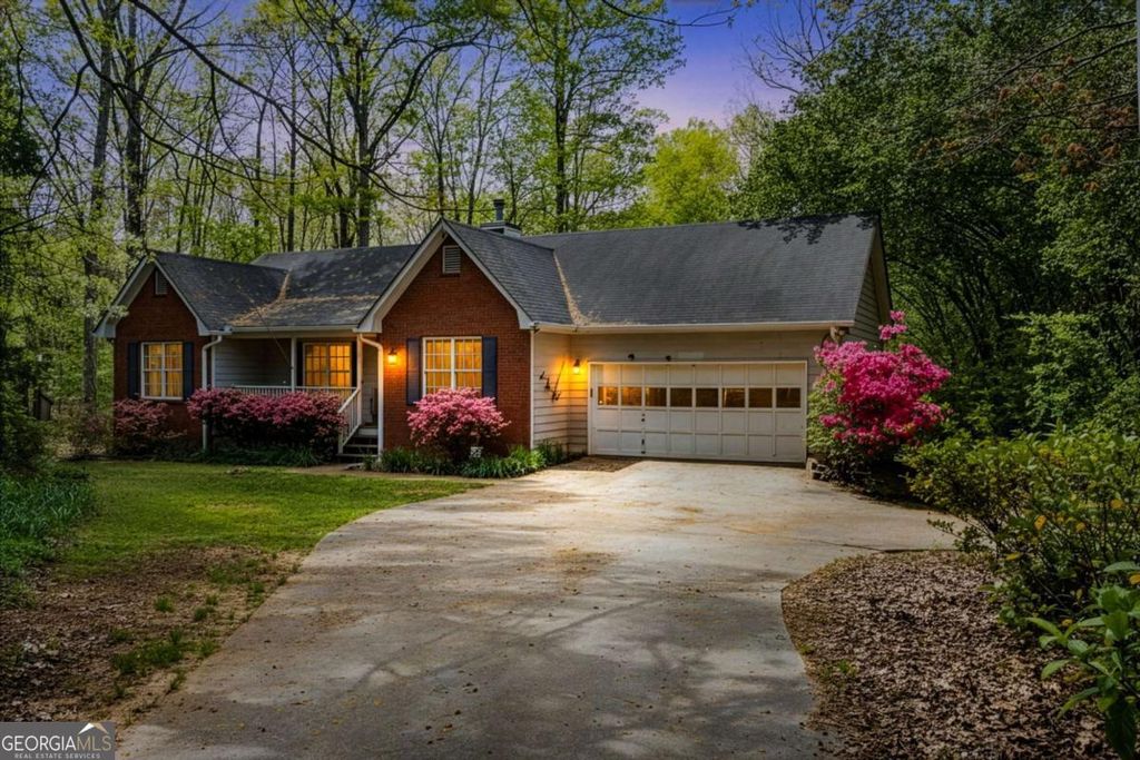 Photo of 58 S Singley Drive, Locust Grove, GA 30248 (MLS # 10726363)
