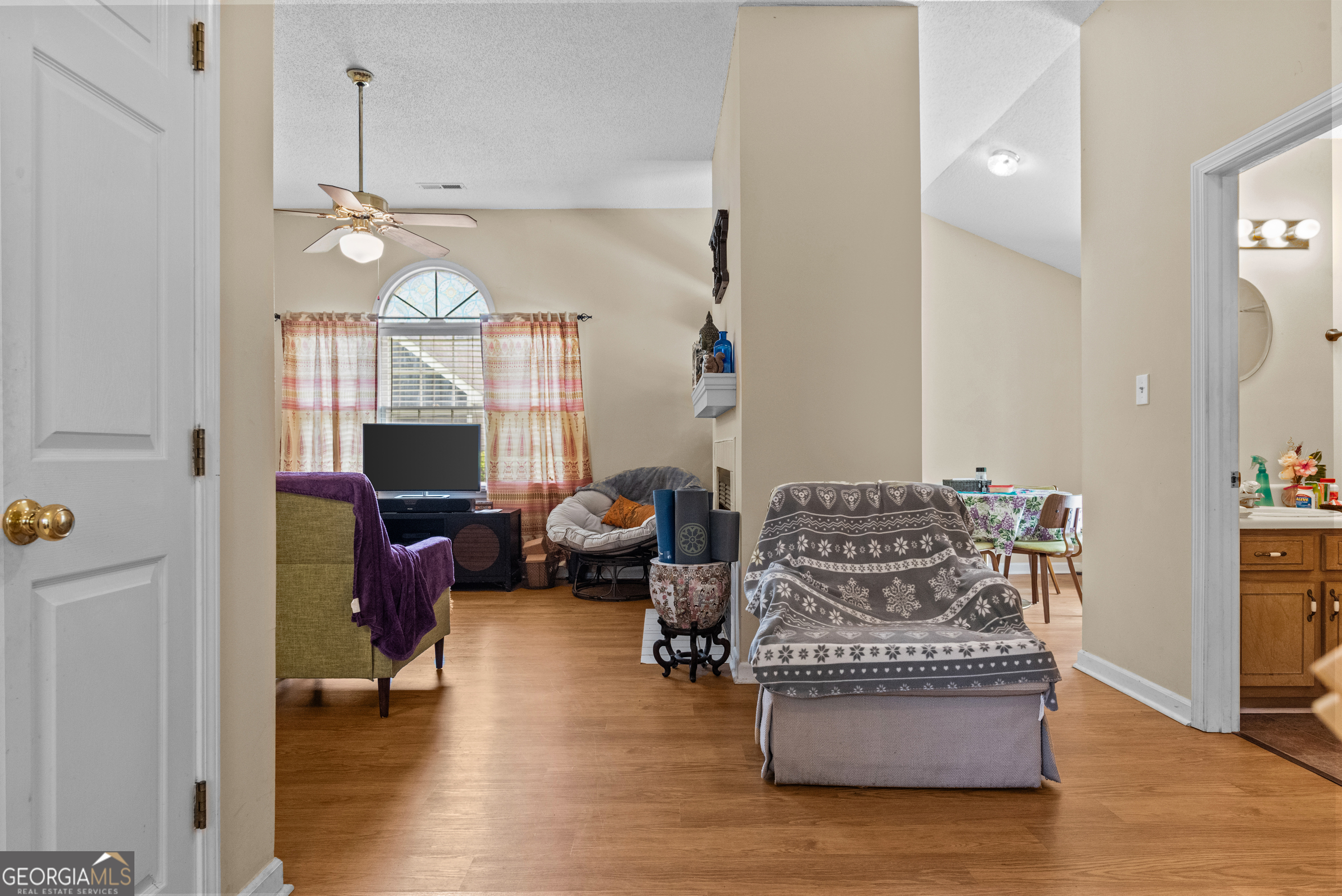 175 Greenwood LN