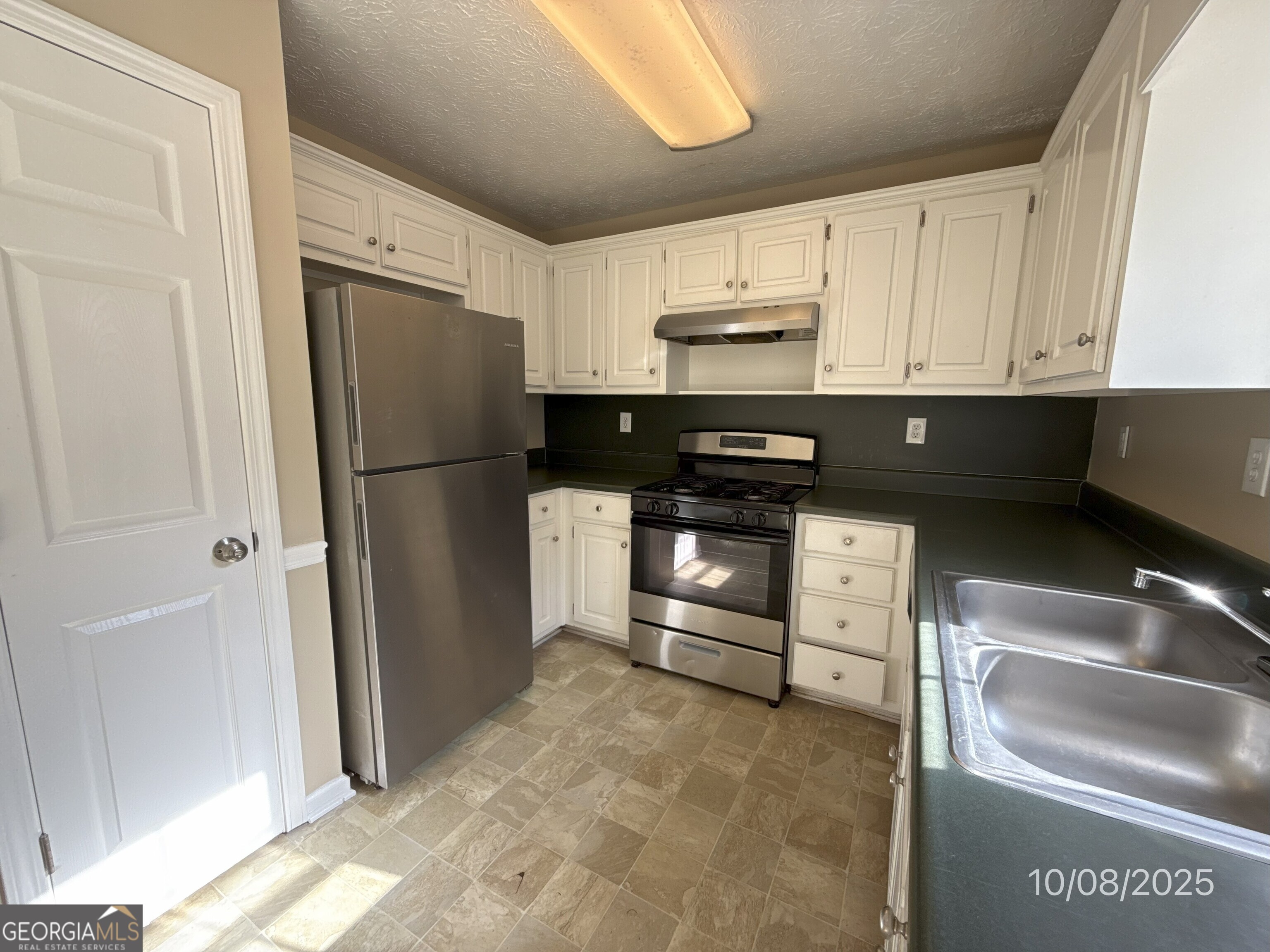 Waters Edge - Residential Lease