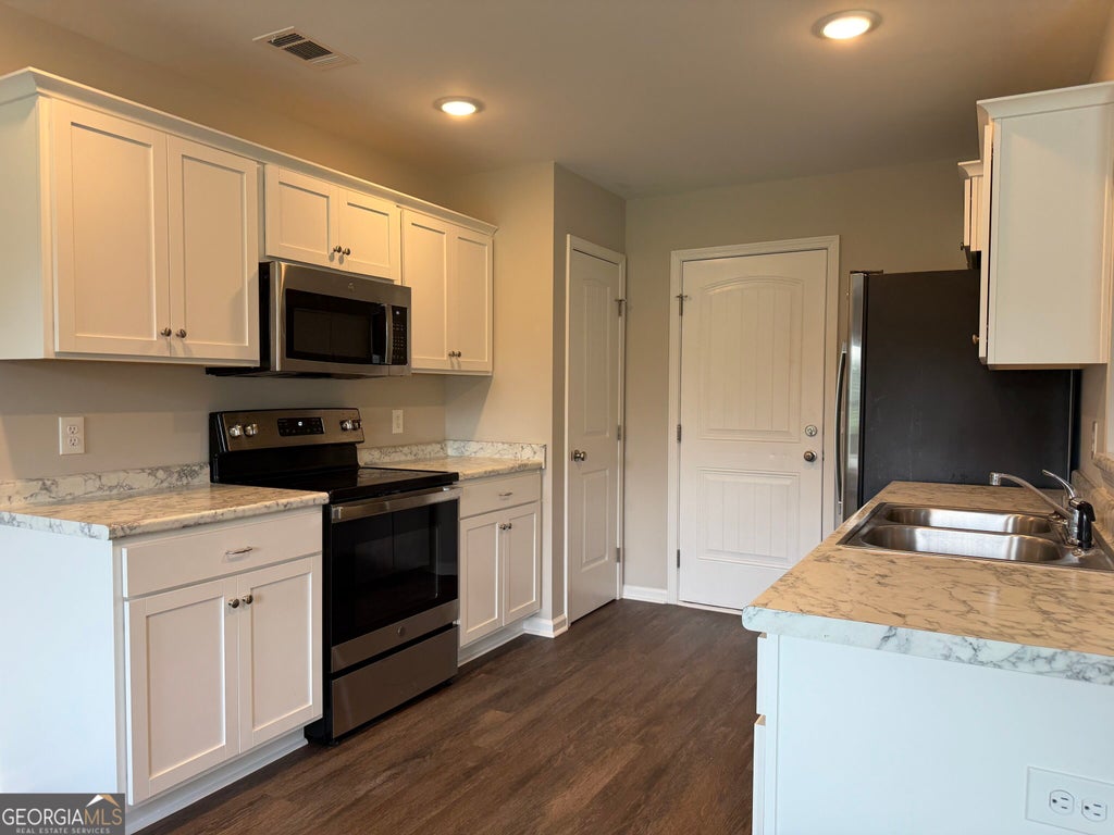 Photo of 141 Callaway Crescent, Statesboro, GA 30458 (MLS # 10852885)