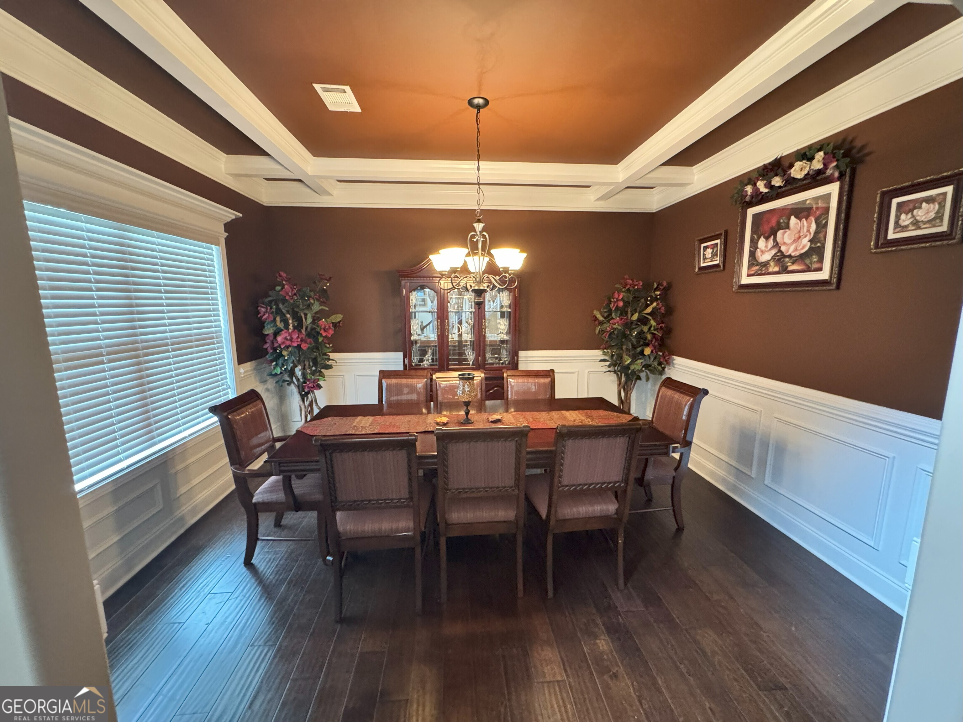 204 Black Hawke LN