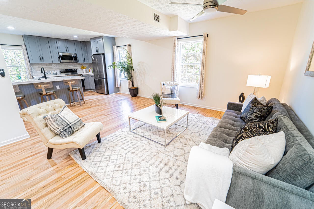 5205 Corinth CIR #3