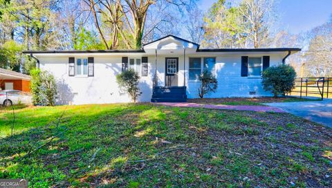 Single Family Residence in Atlanta GA 3001 Will Rogers Pl Se.jpg