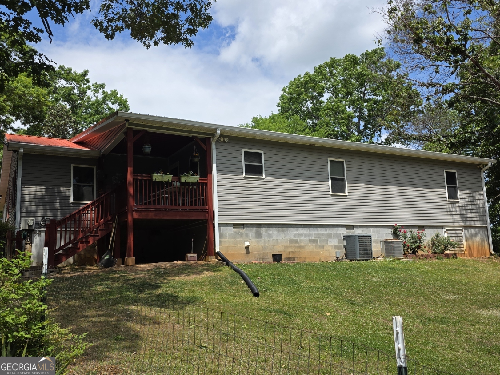 3879 Caney Head RD