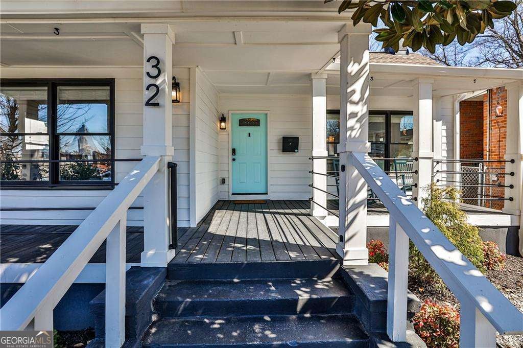 32 Howell ST SE
