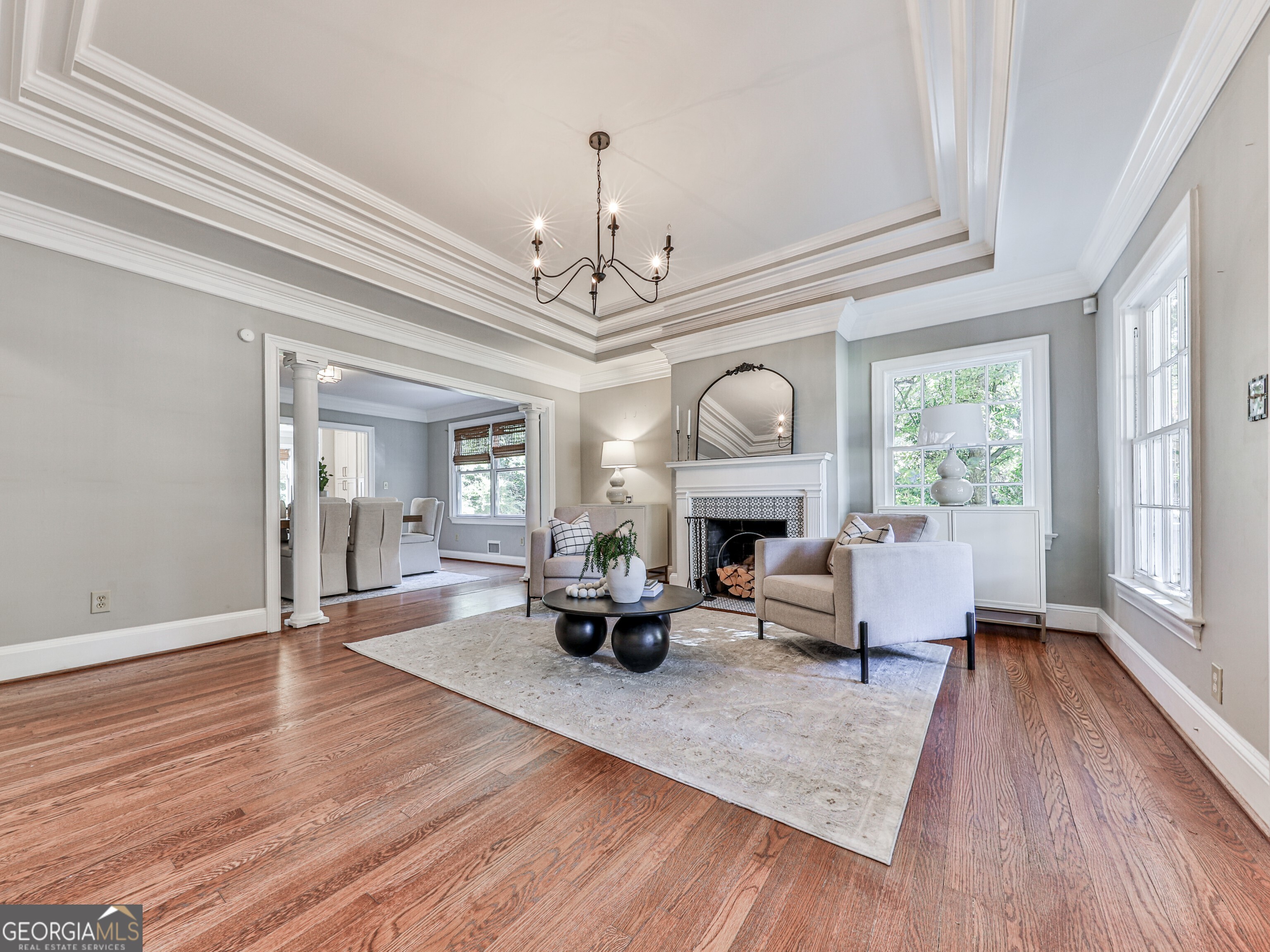 646 Darlington CIR NE