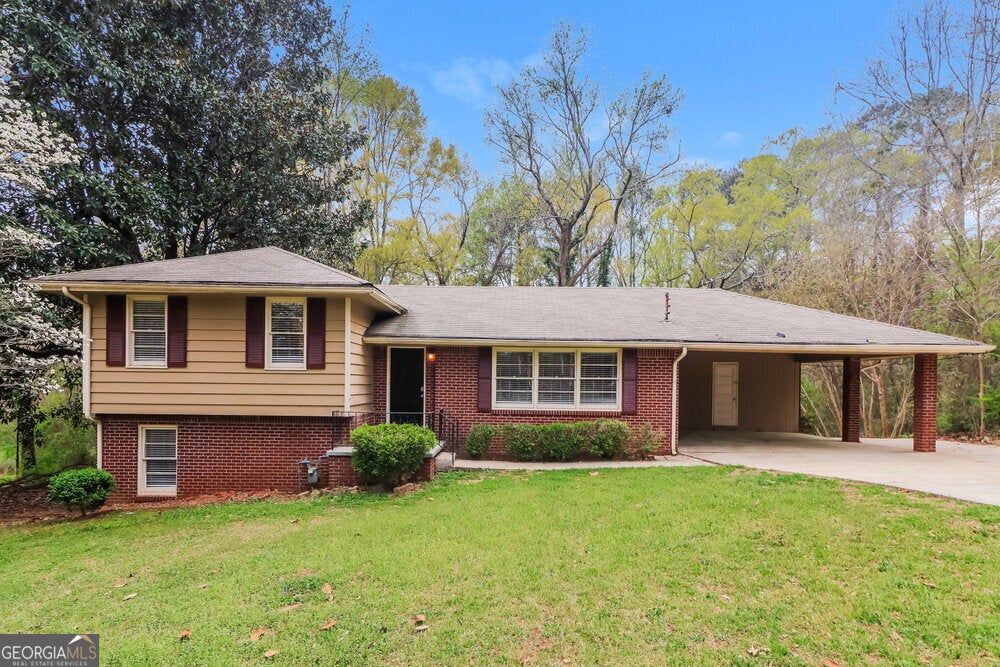 Photo of 2937 Thompson Circle, Decatur, GA 30034 (MLS # 10795272)