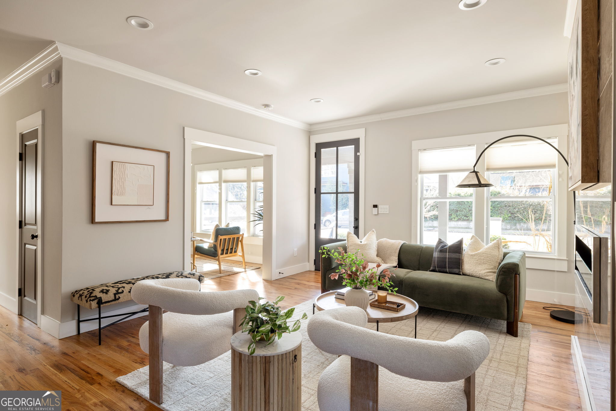 1354 McPherson AVE SE