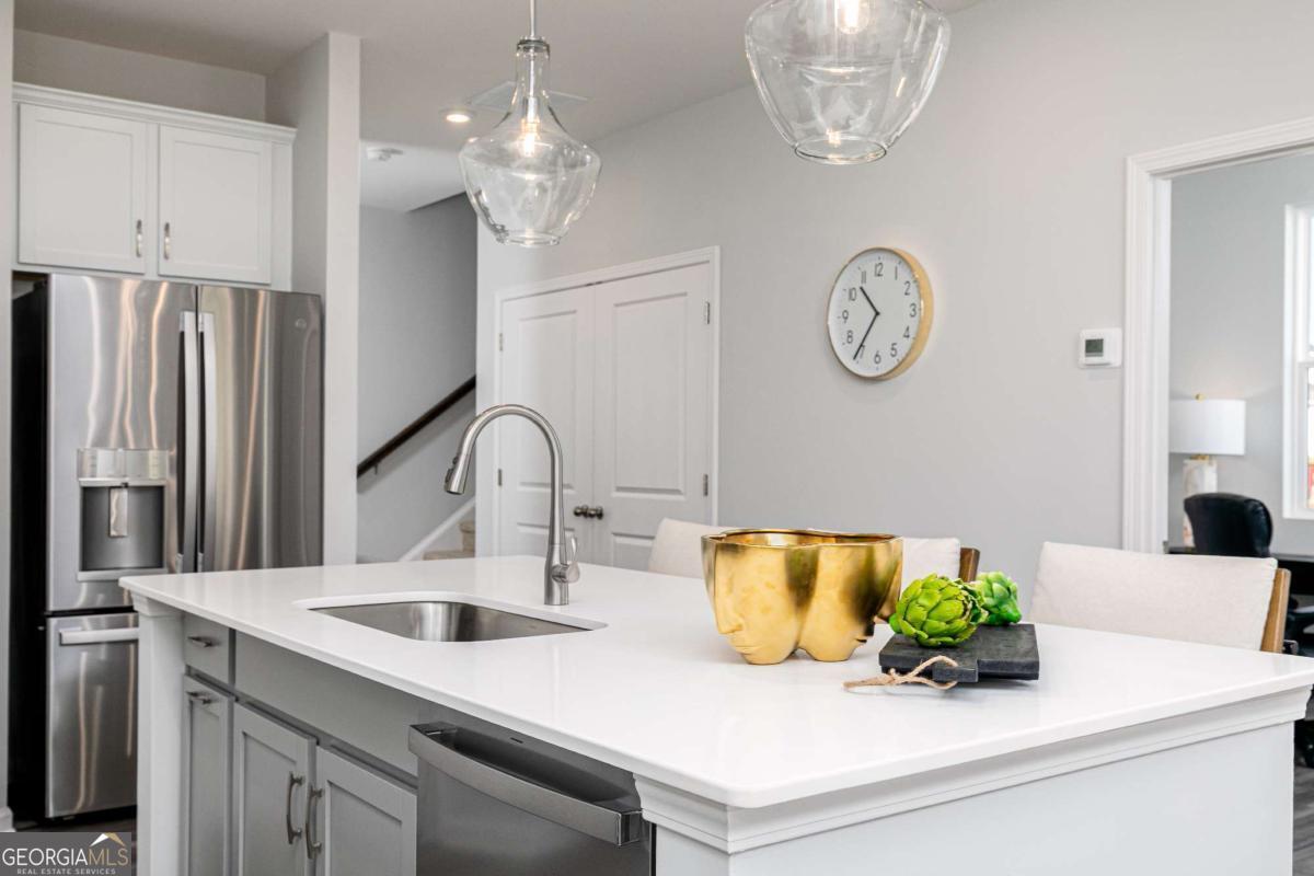 544 Aberdeen Meadow LN