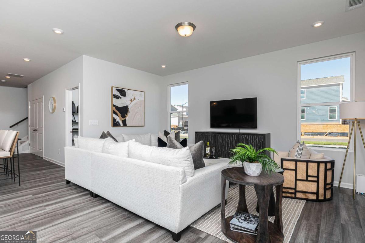 544 Aberdeen Meadow LN