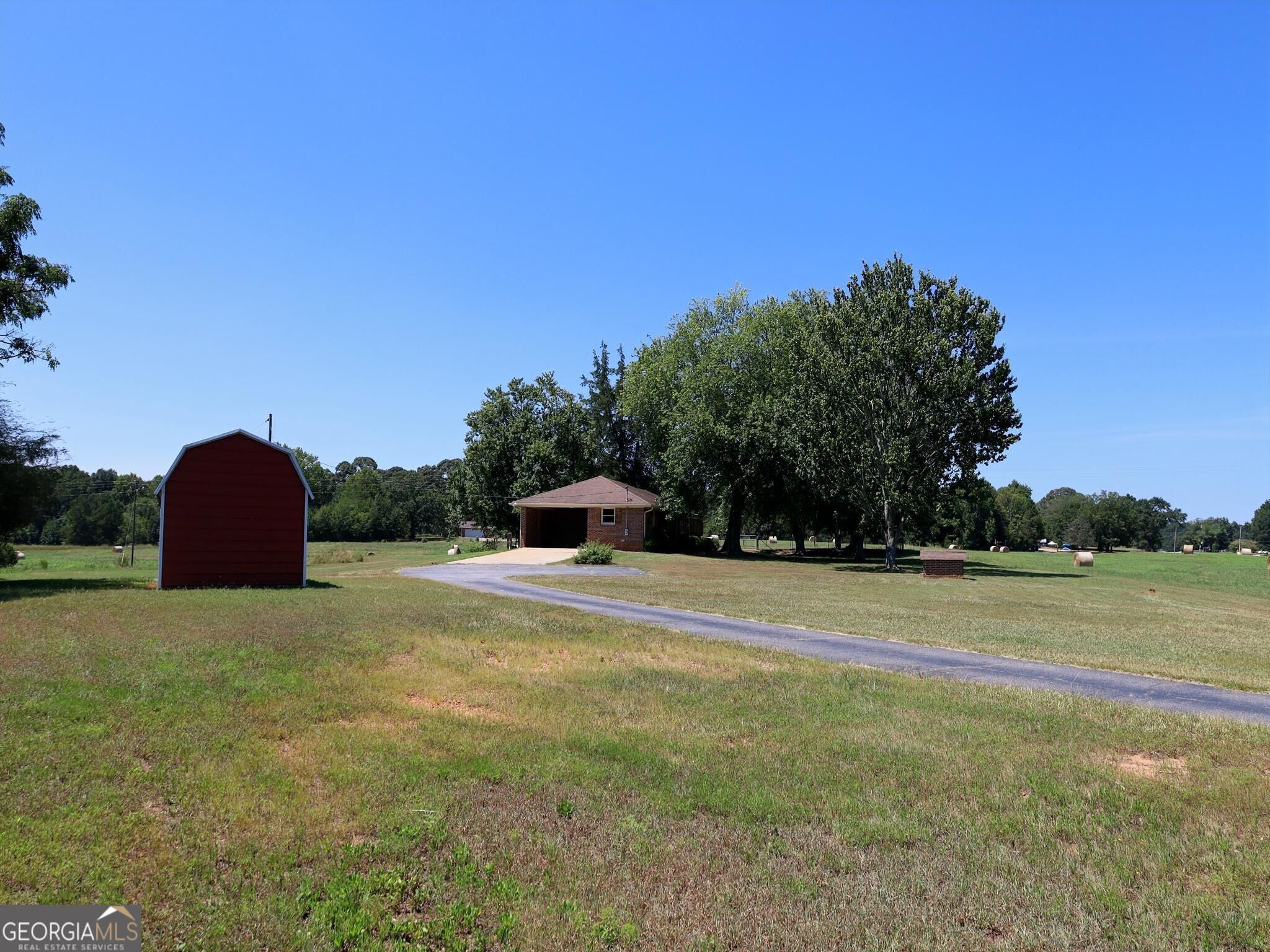 1719 Highway 98 West W