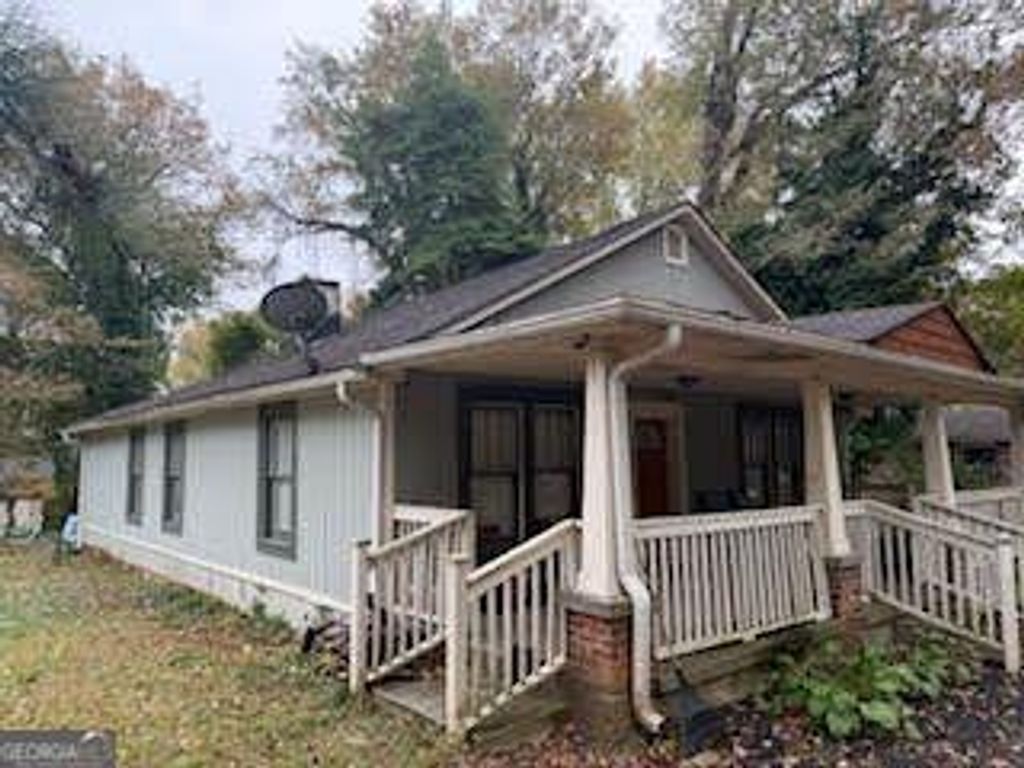 Photo of 1990 FAIRBURN Rd, Atlanta, GA 30331 (MLS # 10655706)