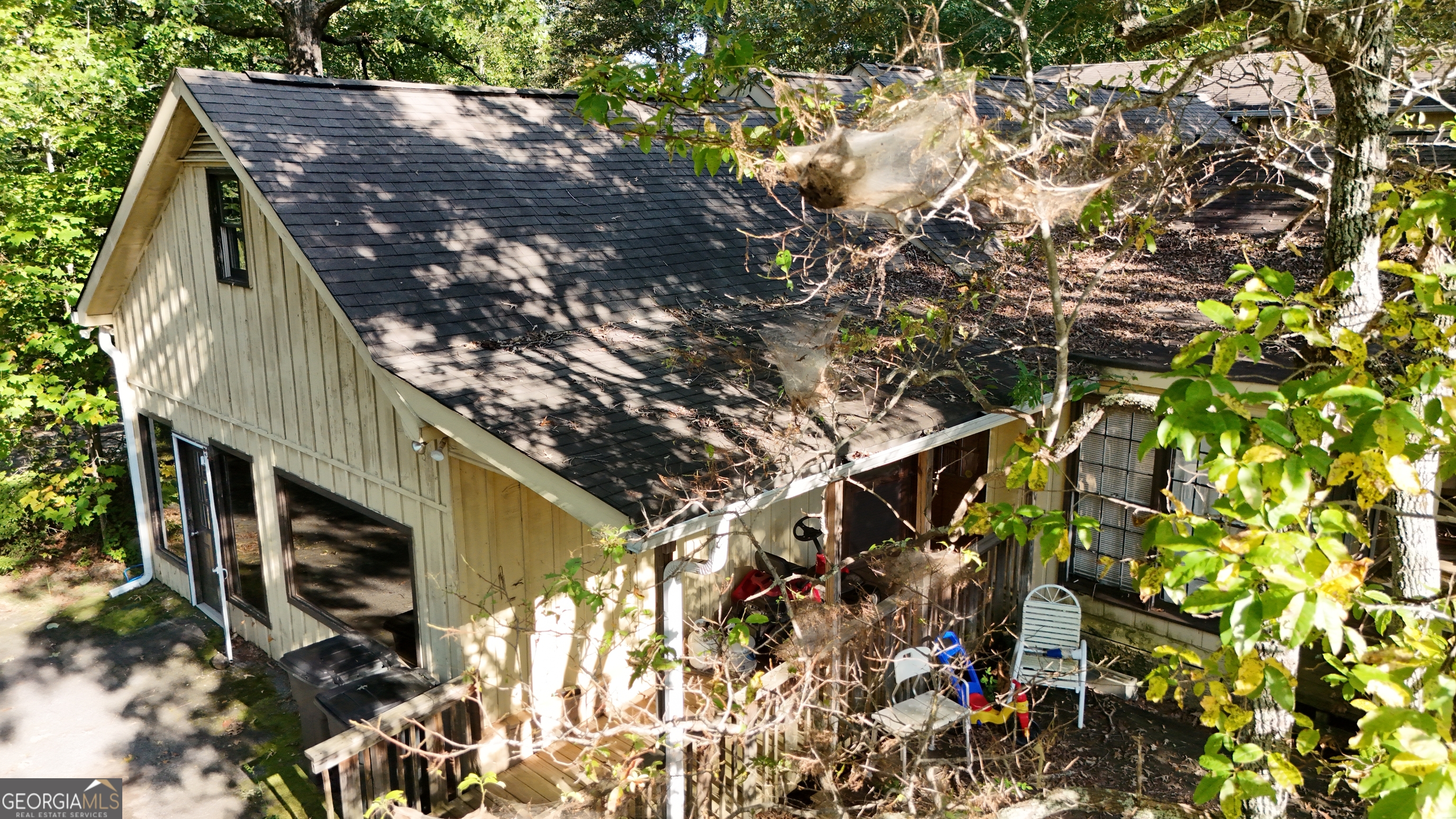 153 Dogwood WAY