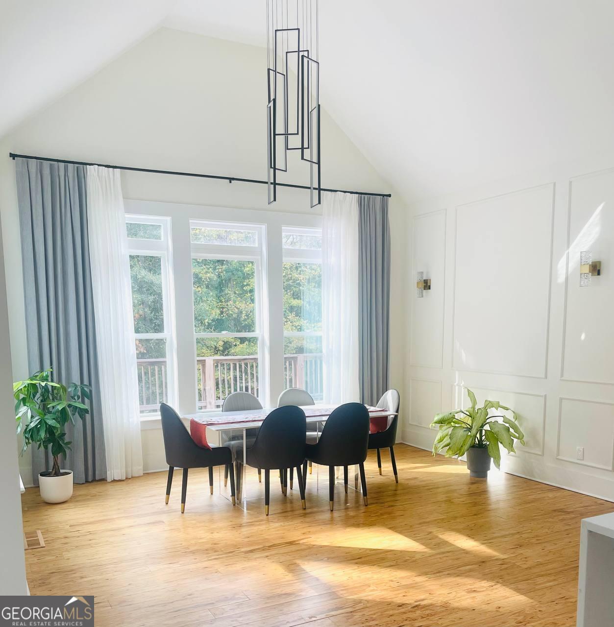 4032 Wesley Chapel RD