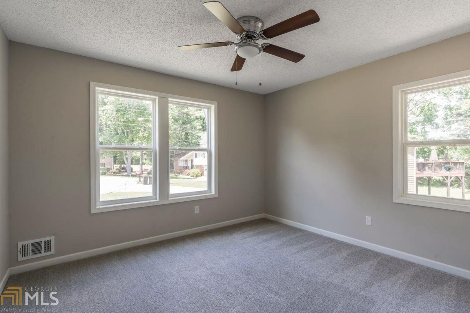 White Oak Farms - Residential