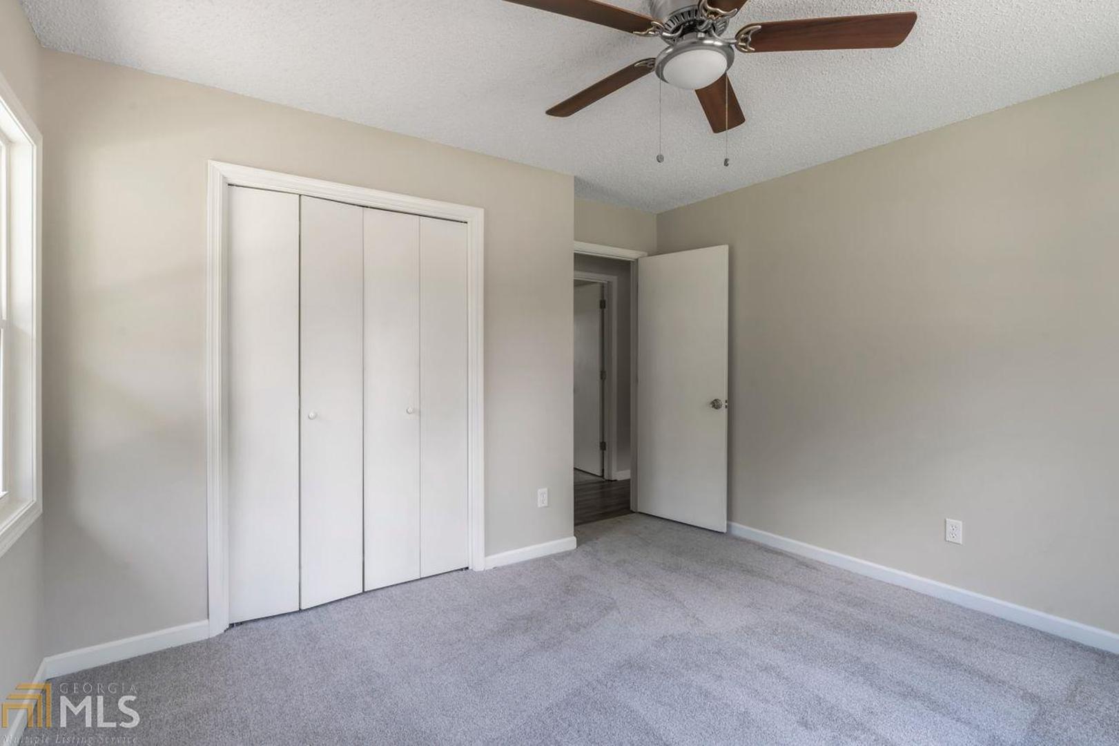 White Oak Farms - Residential