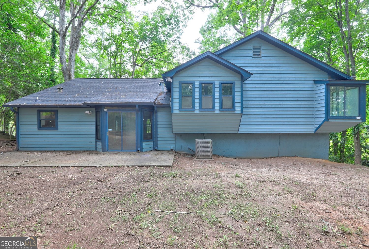 2685 Peachtree WALK