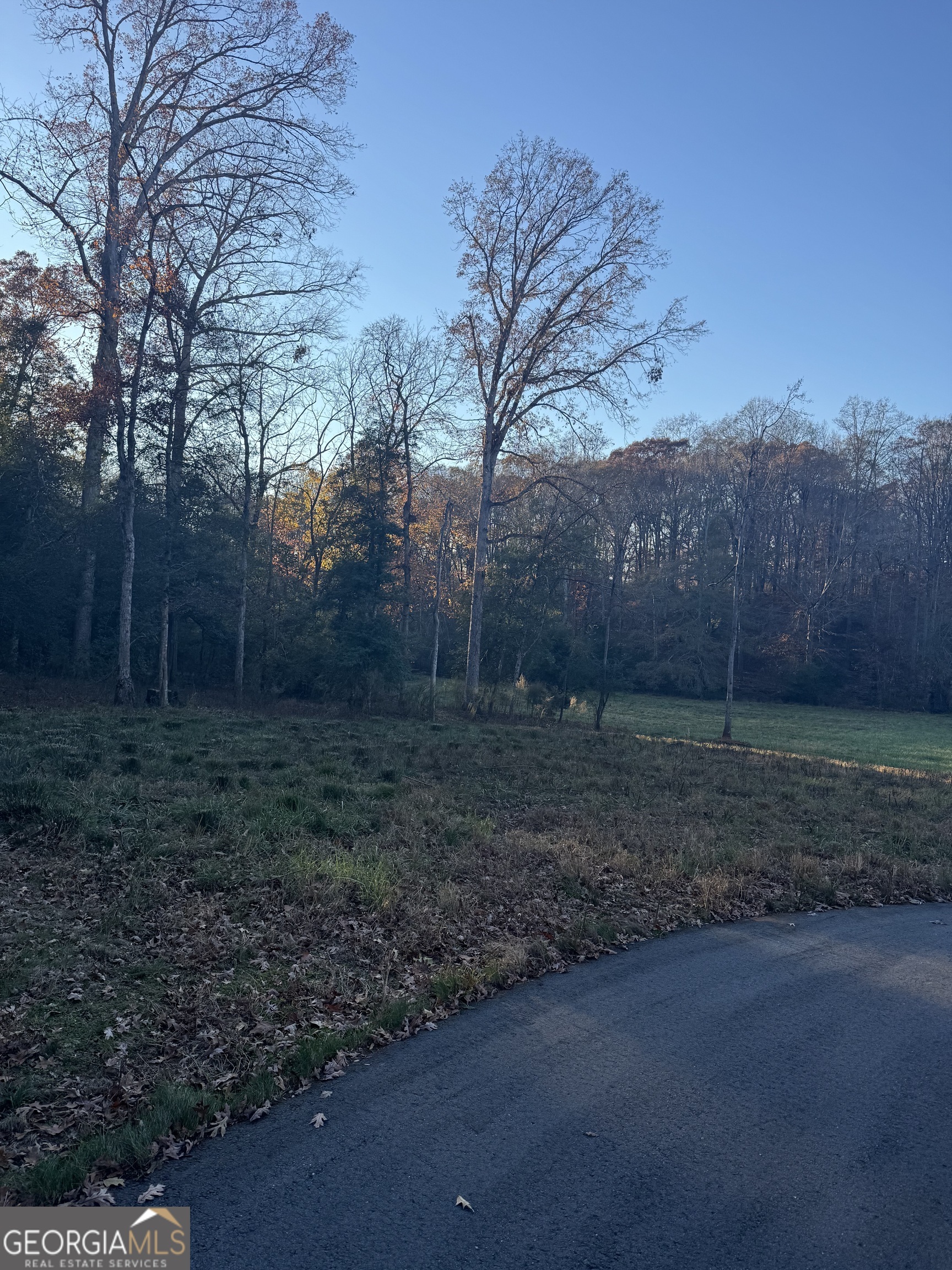 Quiet Oaks - Land