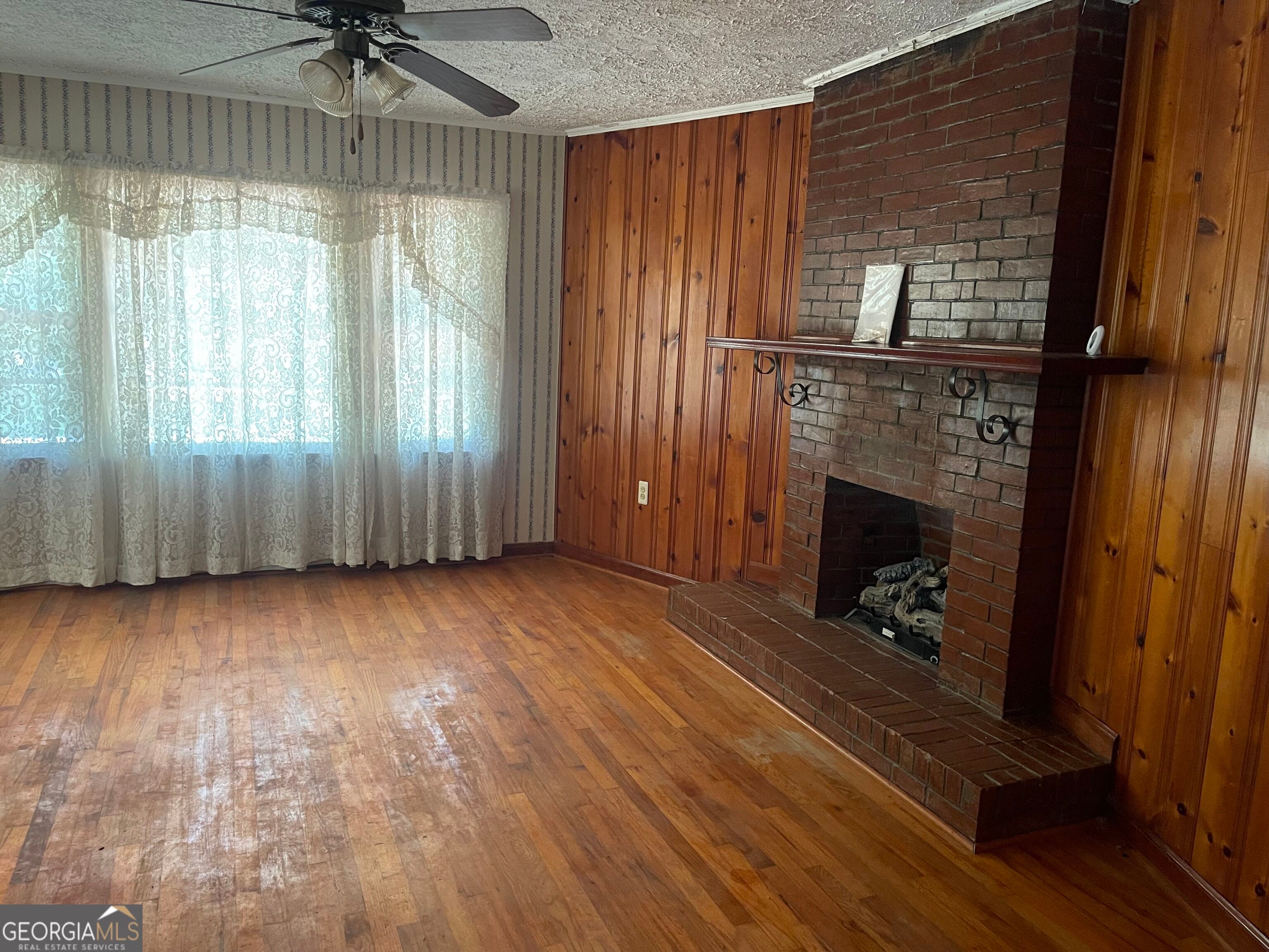 72 Darby RD