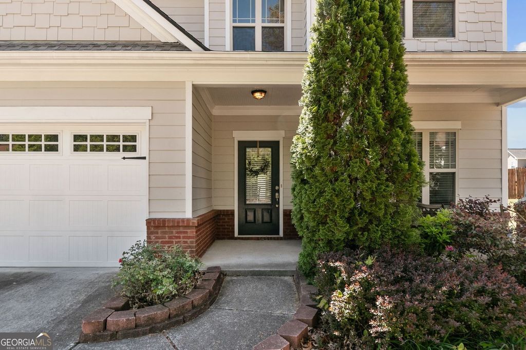 Photo of 2026 Stoney Chase Drive, Lawrenceville, GA 30044 (MLS # 10730816)