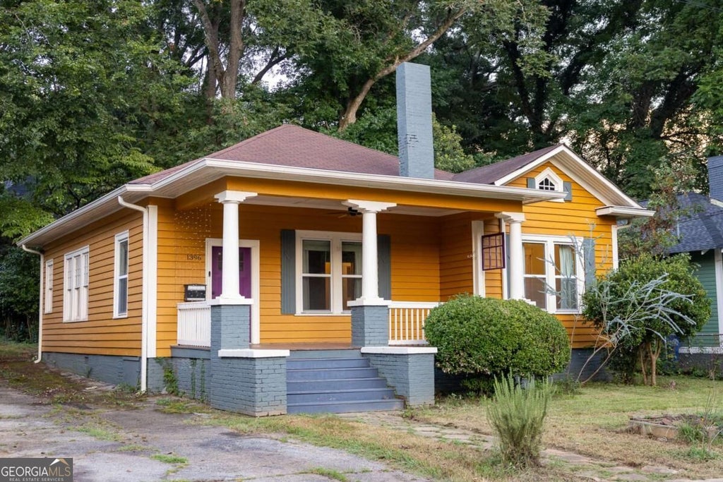 Photo of 1396 Graham Street SW, Atlanta, GA 30310 (MLS # 10857354)
