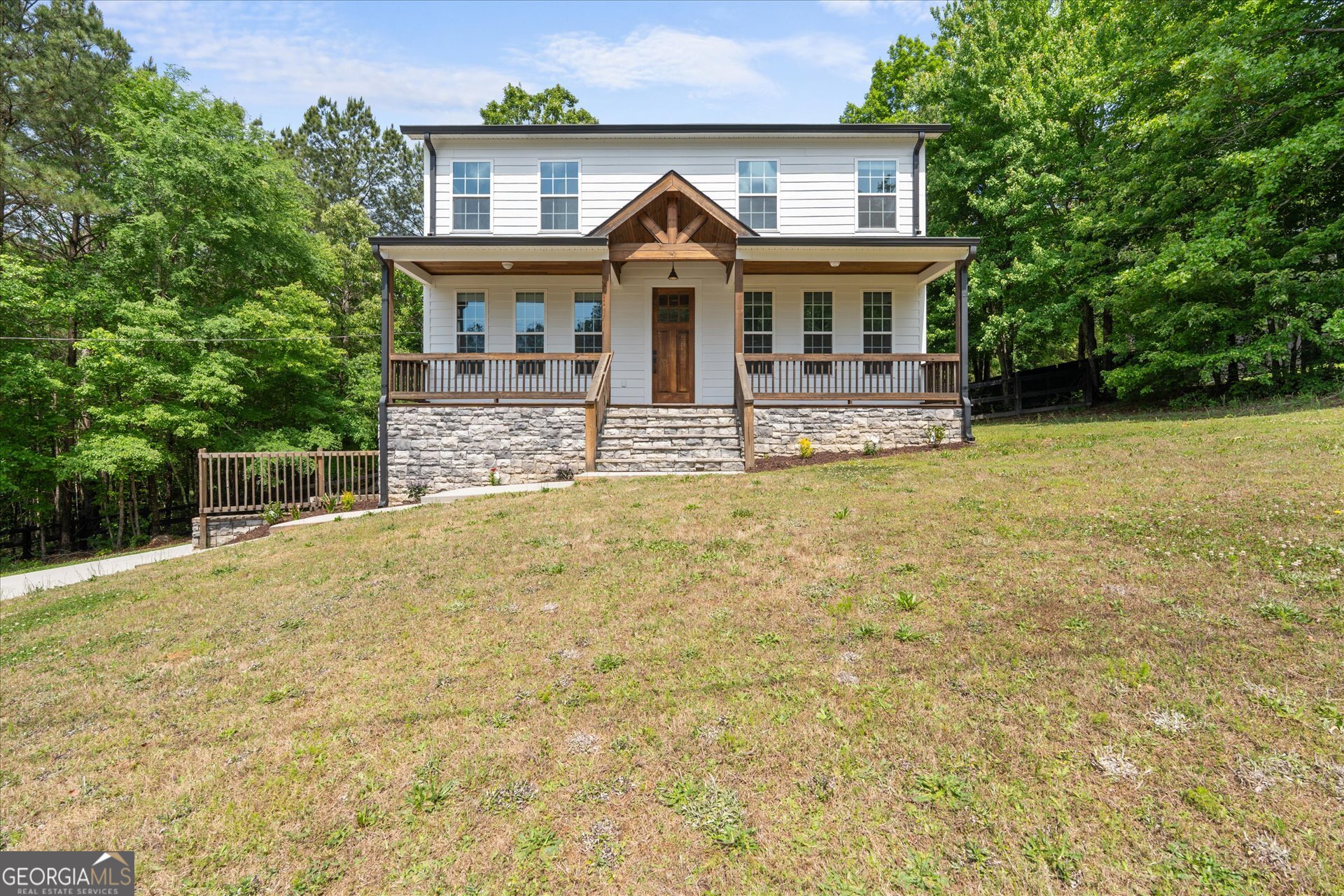 253 Mulberry LN SE