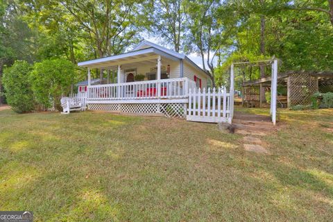 A home in Barnesville