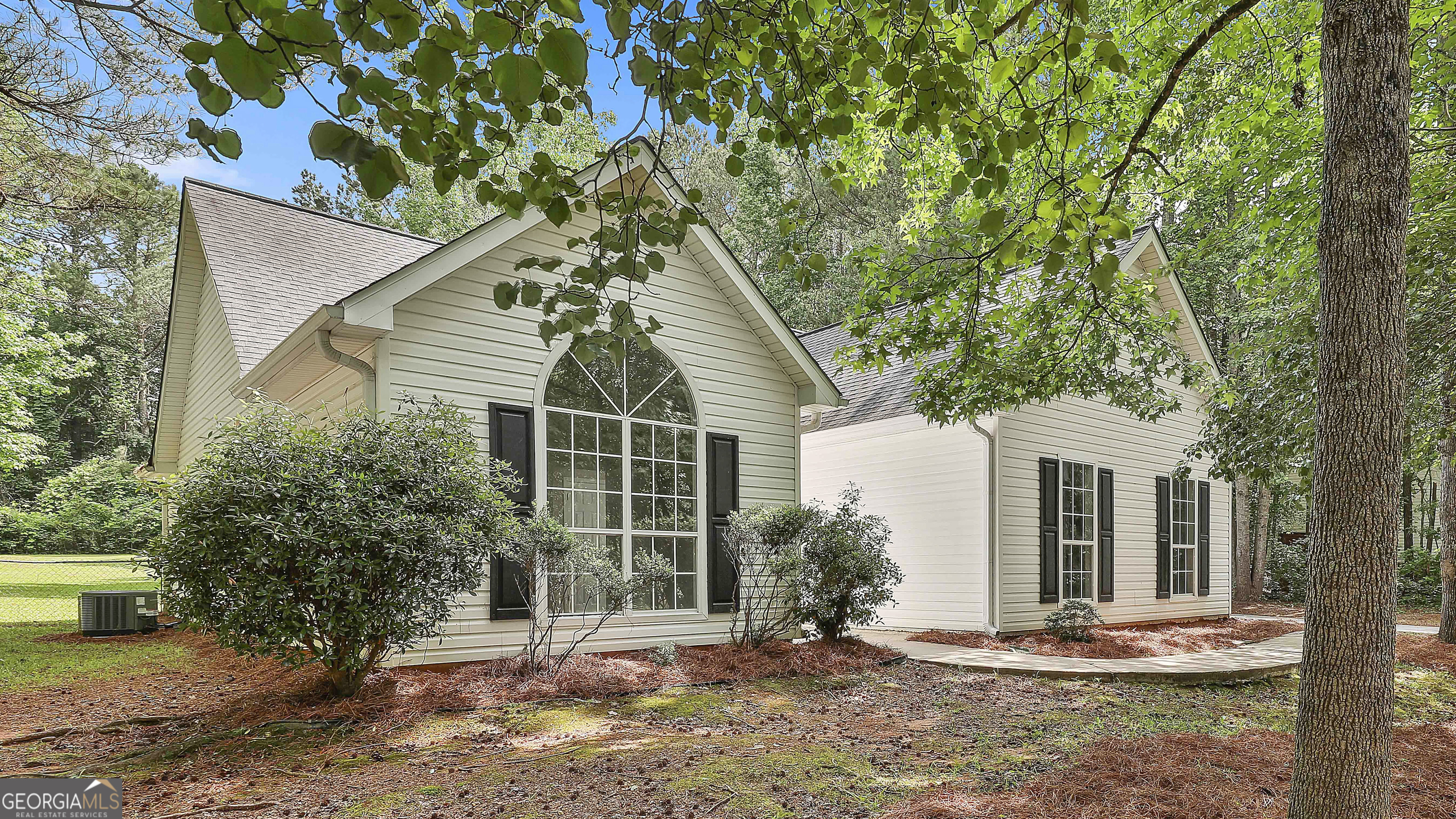 The RENOVATED 3 Bedroom, 2 baths split floor plan home provides NEW interior paint and NEW LVP throughout, NEW lighting fixtures, NEW hardware throughout, NEW kitchen cabinets, NEW kitchen quartzite countertops, New kitchen cabinets, NEW master vanity and quartzite countertops, NEWER Roof (2019), NEW air conditioner, NEW gas water heater, and several windows have been replaced. The backyard is fenced with a storage building in the back yard. Septic tank just pump and system inspected. Investor owned; no disclosures. No HOA. Easy commute to Newnan, Peachtree City and Interstate 85.