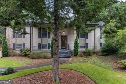 Photo of 2509 Maclaren Circle, Atlanta, GA 30360 (MLS # 10806675)