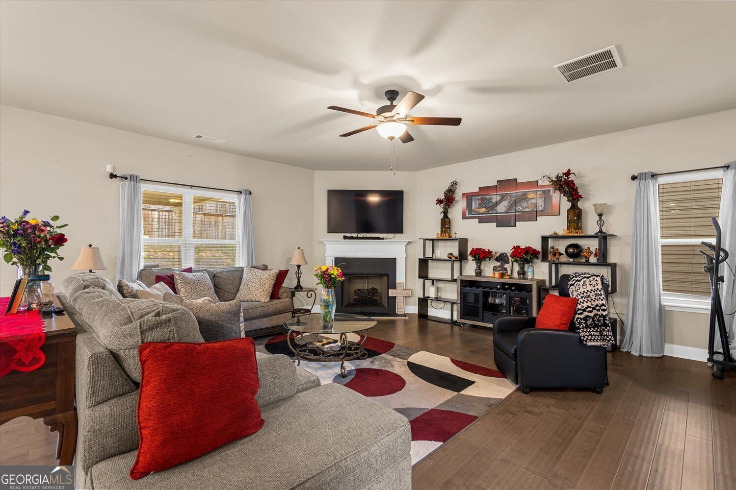 1187 Kingston Hill DR
