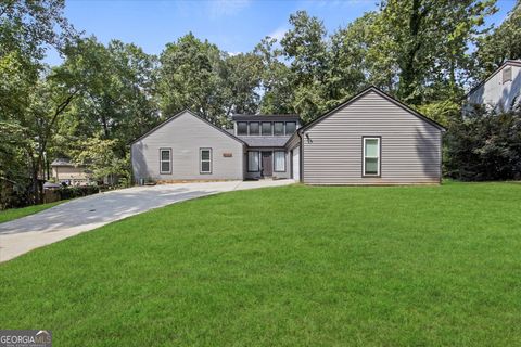1060 Deer Chase Stone Mountain GA 30088
