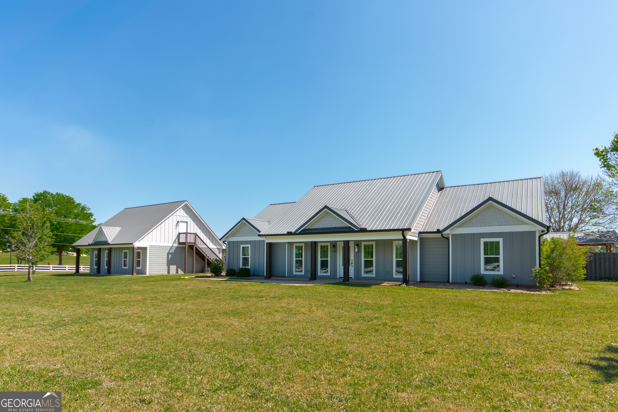 5 Gibson RD