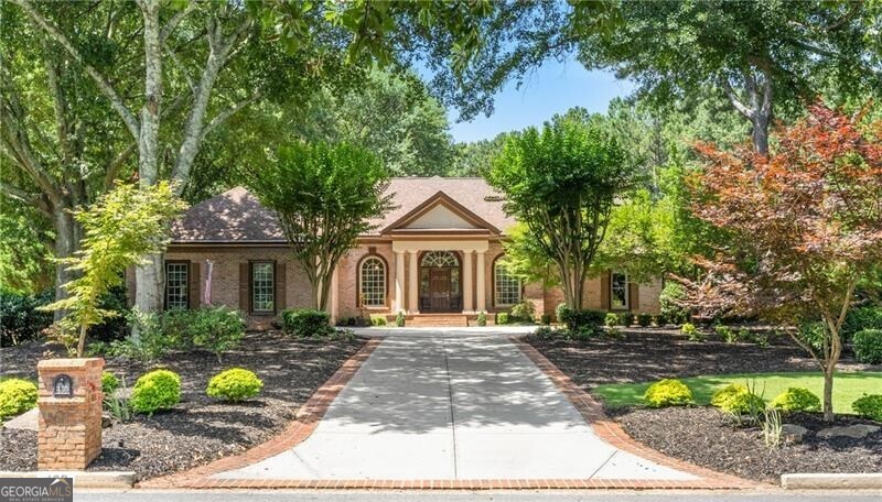 430 Darrow DR