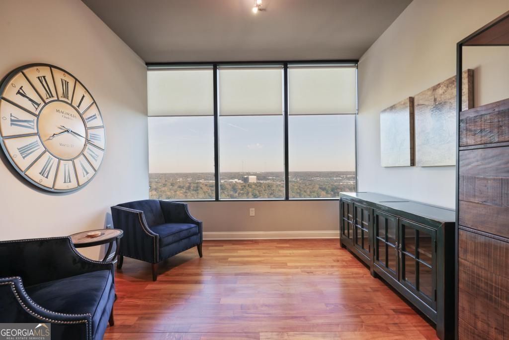 2828 Peachtree RD 2701