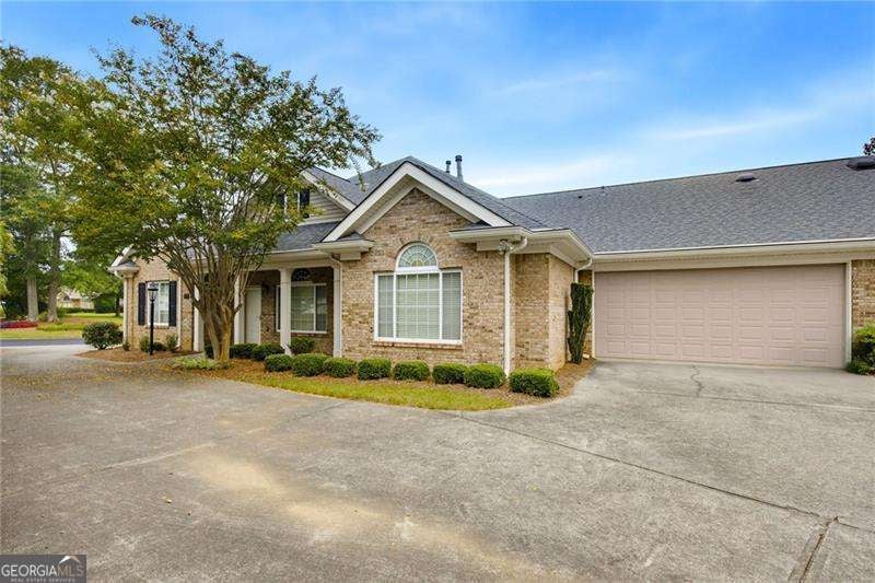 4704 Rose Arbor DR NW 8