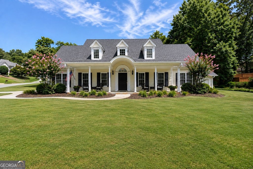 Photo of 2564 Chestea Drive NE, Marietta, GA 30066 (MLS # 10820751)