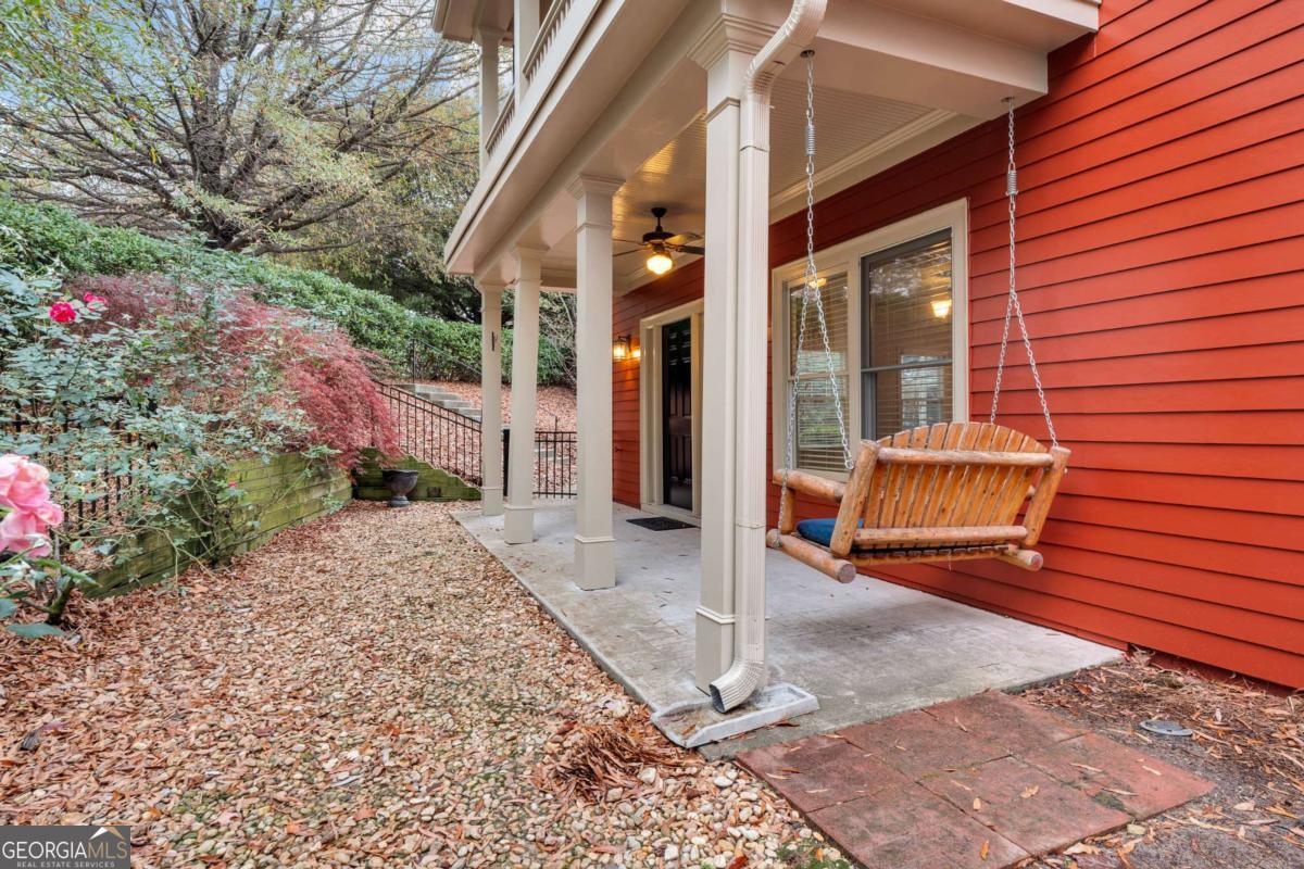 695 Holcomb Bridge RD