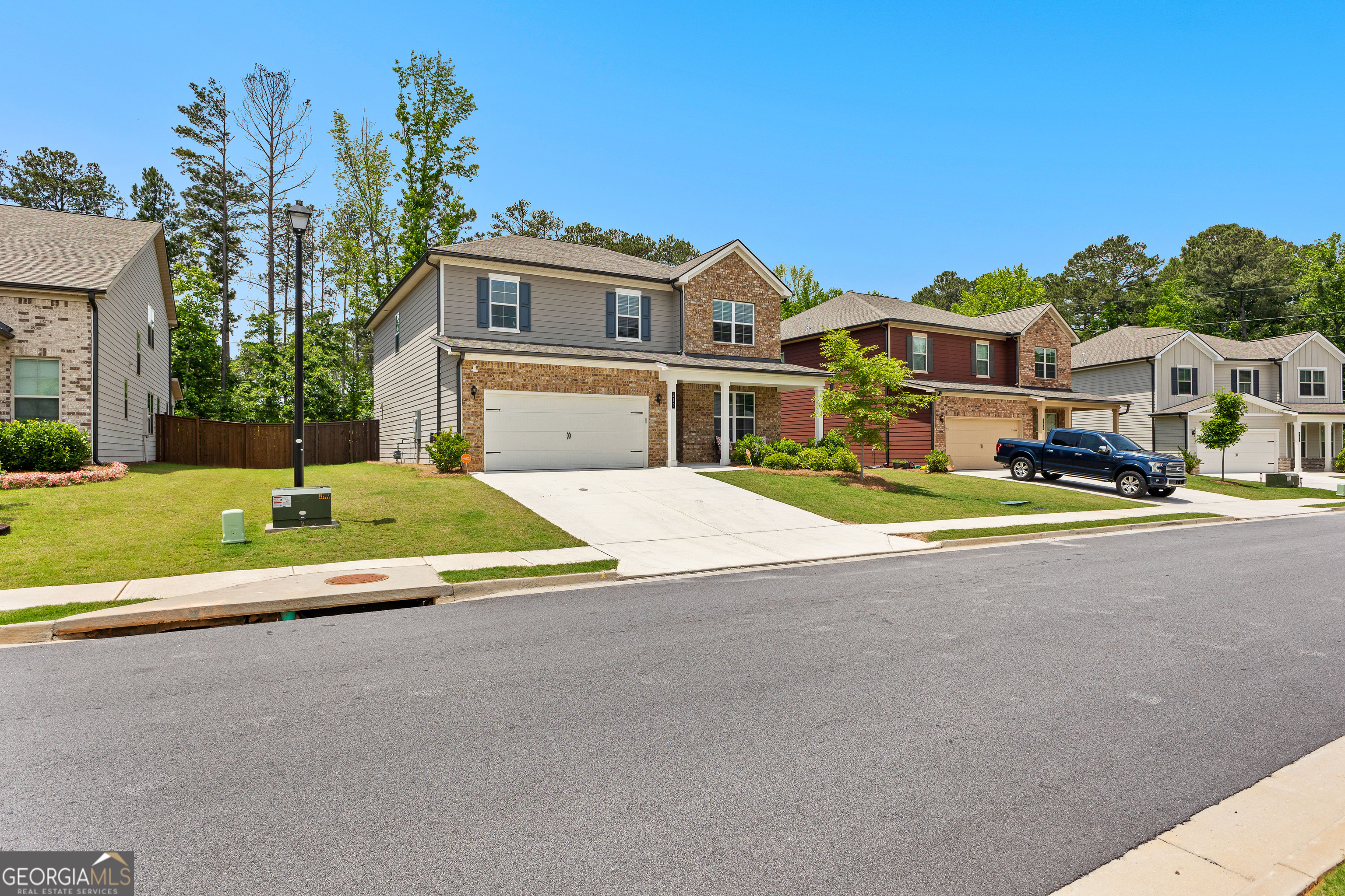 510 Cunninghame CT