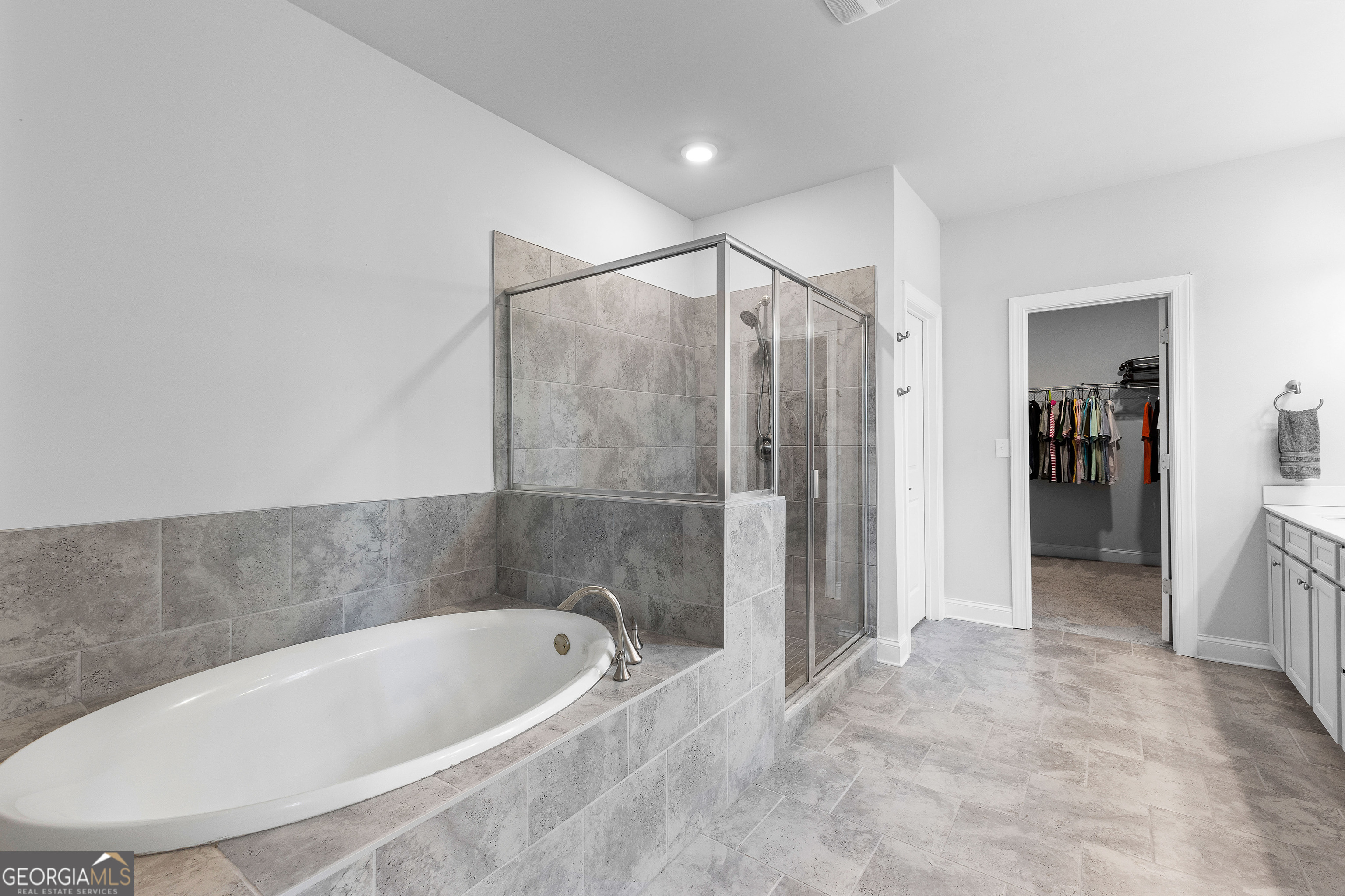 Peachtree City, Georgia 30269, United States, 5 Bedrooms Bedrooms, ,3 BathroomsBathrooms,Residential,Active,136195