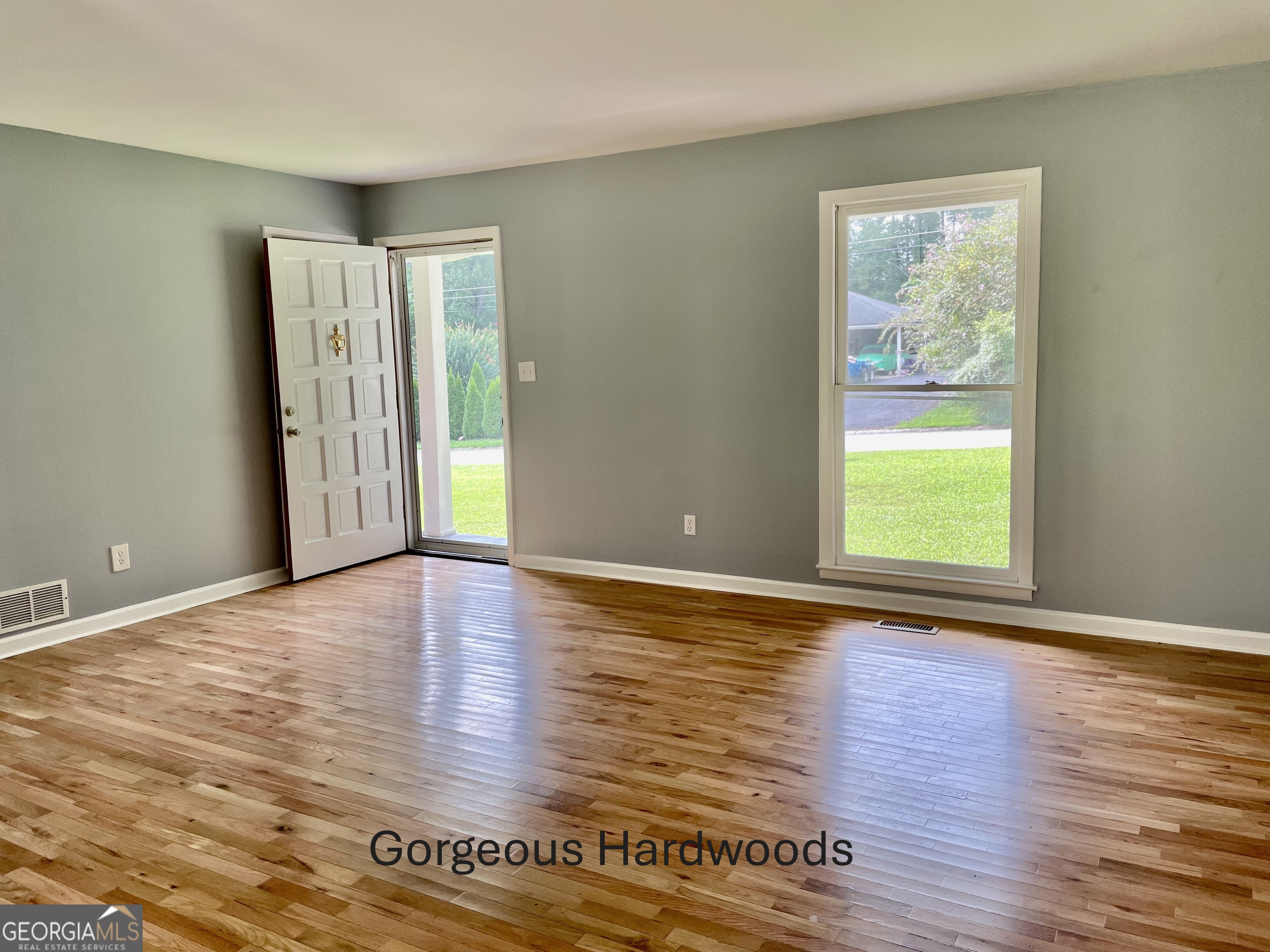 414 Landers DR