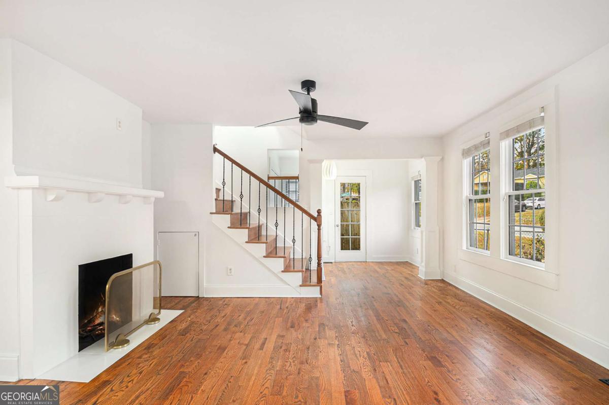 1719 Flat Shoals RD SE