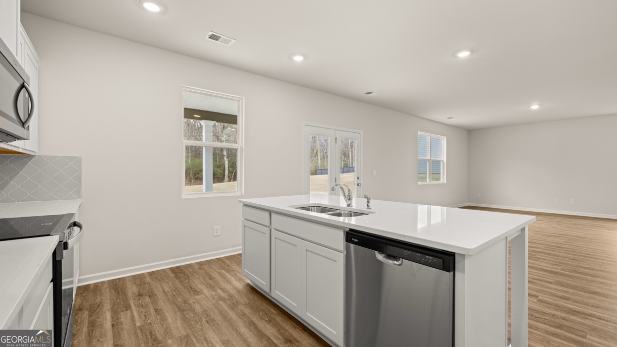 144 Melrose CT