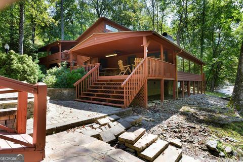 A home in Hayesville