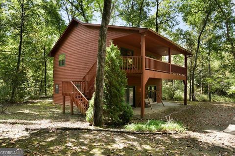 A home in Hayesville