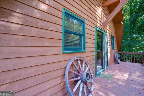 A home in Hayesville