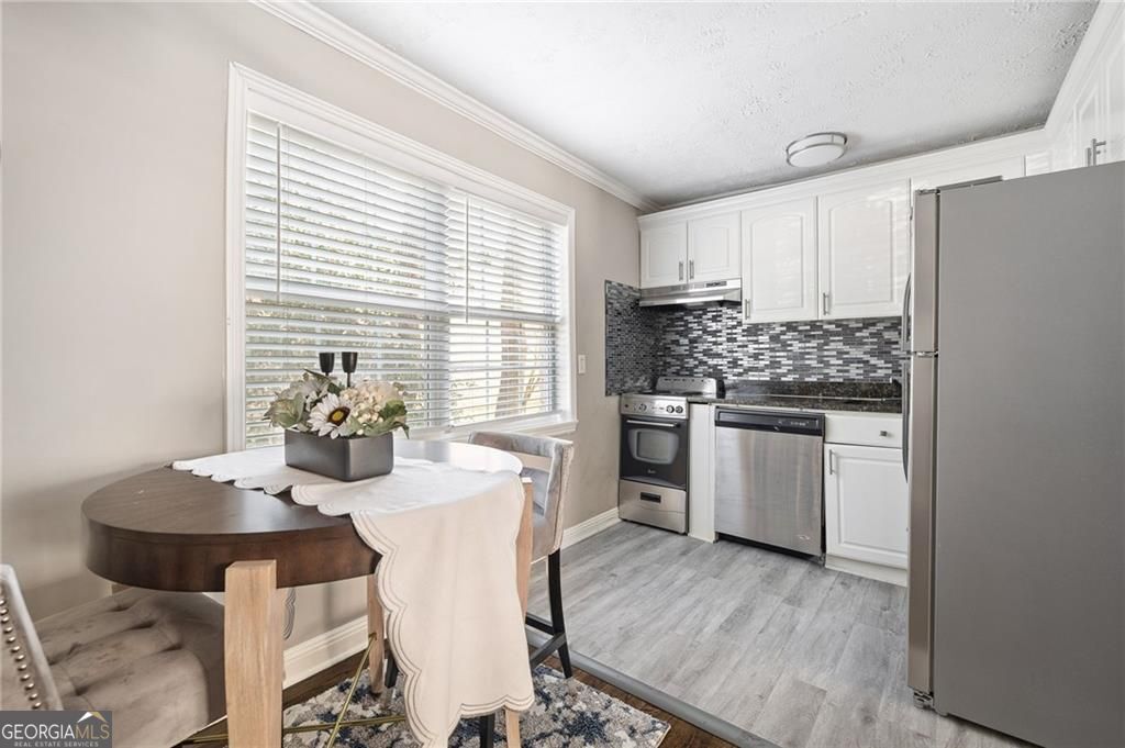 Atlanta, Georgia 30305, United States, 1 Bedroom Bedrooms, ,1 BathroomBathrooms,Residential,Active,185745