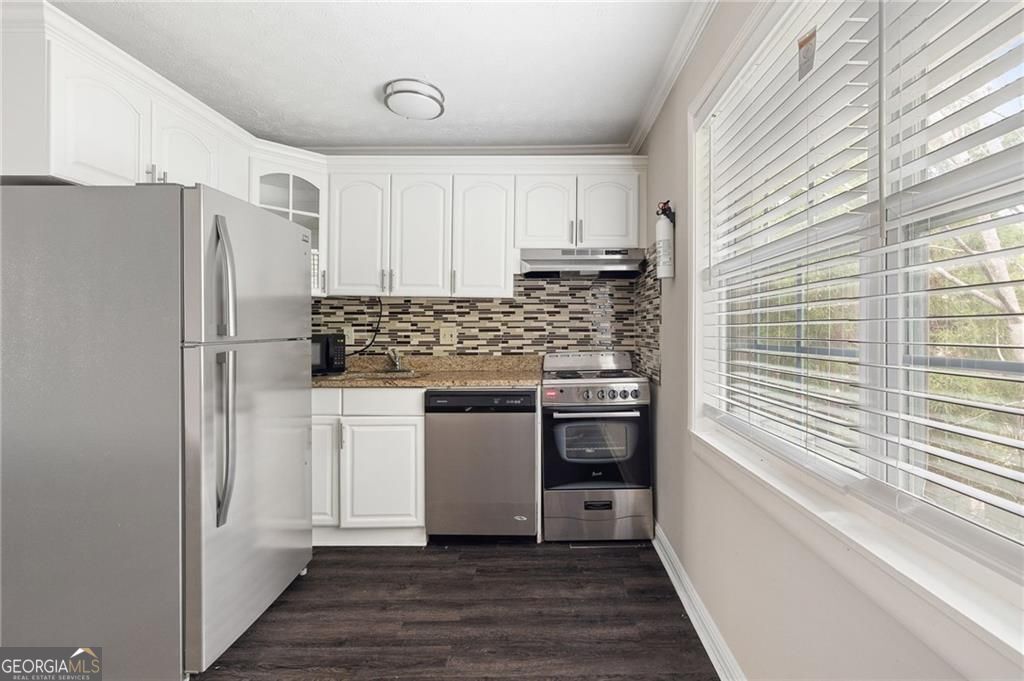 Atlanta, Georgia 30305, United States, 1 Bedroom Bedrooms, ,1 BathroomBathrooms,Residential,Active,185745