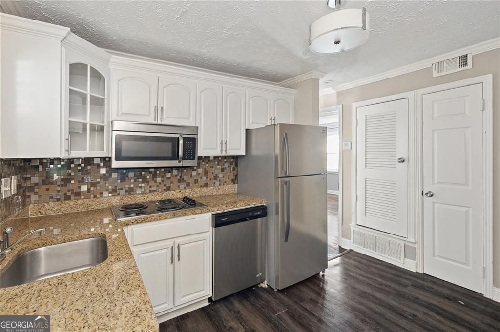 Atlanta, Georgia 30305, United States, 1 Bedroom Bedrooms, ,1 BathroomBathrooms,Residential,Active,185745