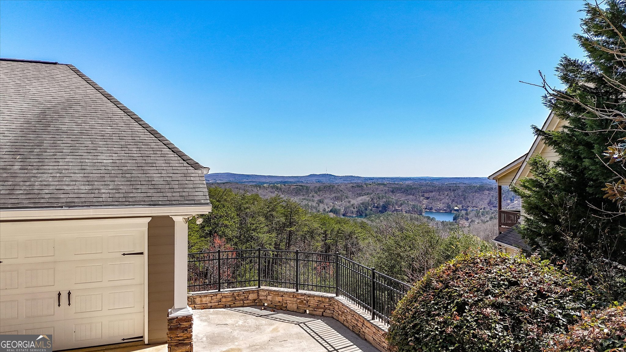 805 Lake Arrowhead DR